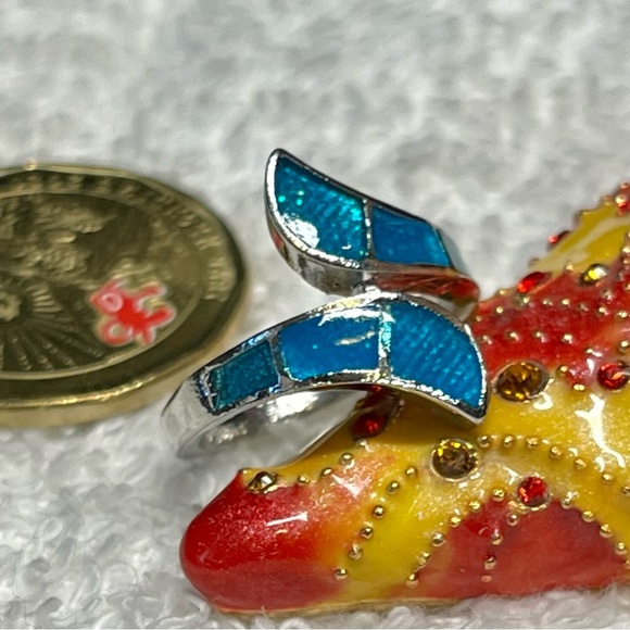 🦋Cute silver plate ring with rhinestone and inlay opal look/costume NWOT - Picture 9 of 9